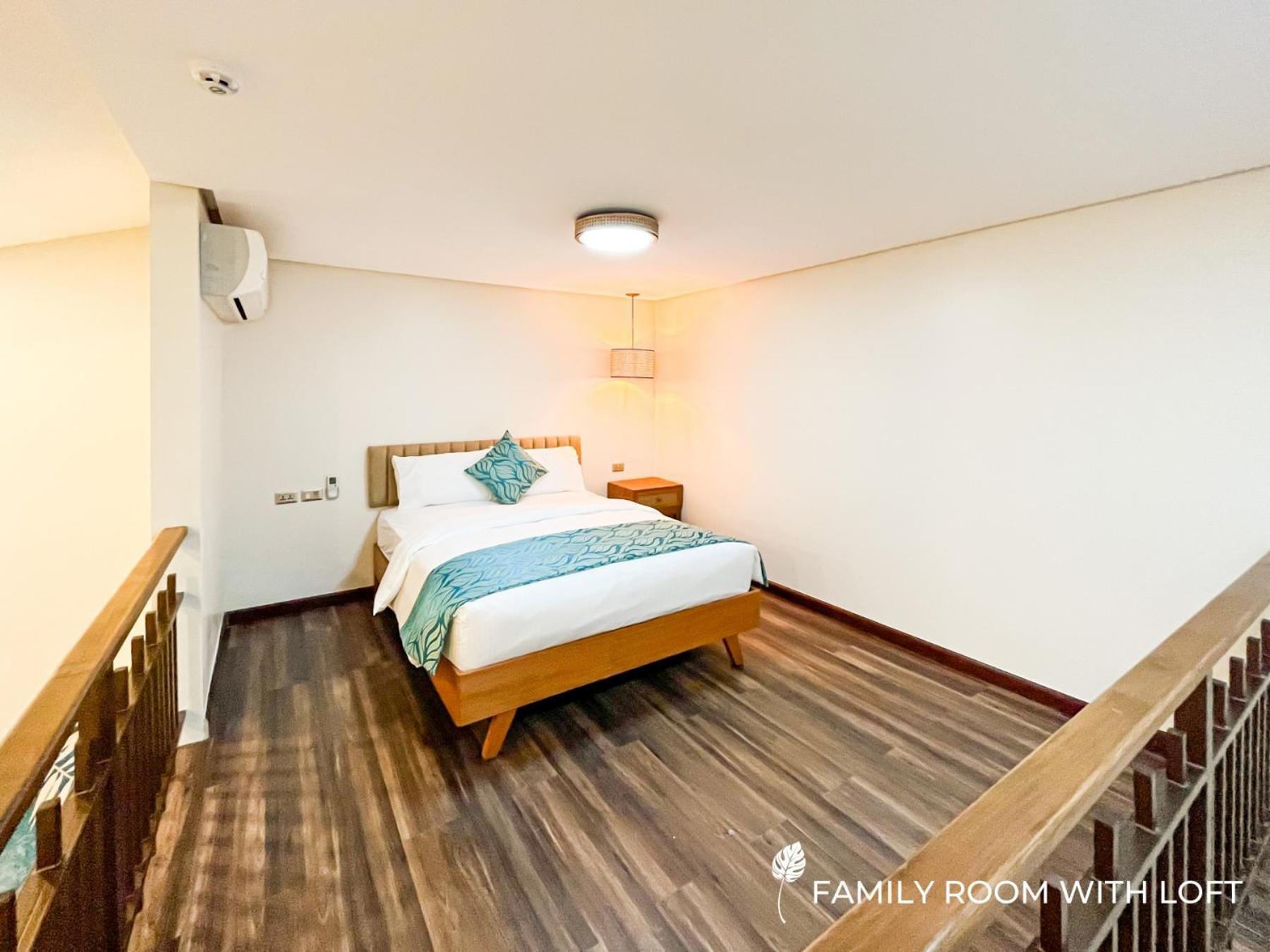 La Jolla Hotel And Beach Resort Bagac מראה חיצוני תמונה