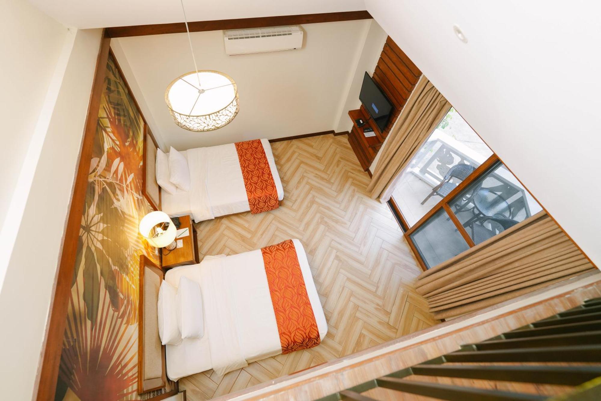 Bagac La Jolla Luxury Beach Resort מראה חיצוני תמונה